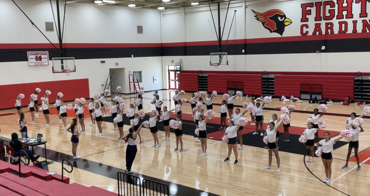 MMSCheer_Cards's tweet photo. 22-23 MMS Cheer camp was such a success!! The team learned a lot, worked hard, and bonded over the last four days!! Can’t wait to see the amazing things they will do this year! #REDRED #MMSInspires https://t.co/GgJCqNFbaZ
