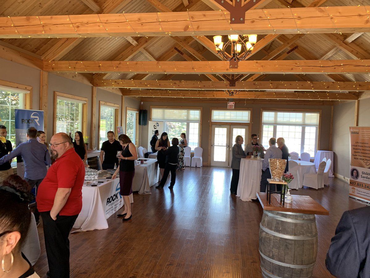 TheNetworkerInc's tweet photo. Markham-Stouffville MEGA Networking is on! Attendees and exhibitors are enjoying an afternoon of #networking https://t.co/TTpXDecaPe