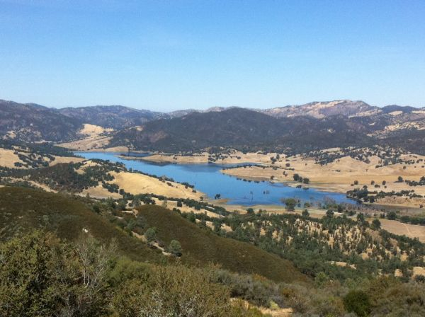 CSAC_Counties's tweet photo. 23 million years ago, multiple volcanoes erupted in what is now #SanBenitoCounty, flowing and sliding to form Pinnacles National Park. The unique landscape is popular with hikers, cavers & bird watchers. @SanBenitoCounty @PinnaclesNPS #CACounties #TBT #CountyOfTheWeek https://t.co/TdbsbXgnN1