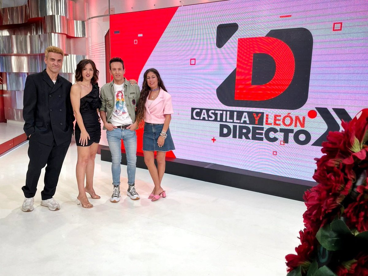 Esta noche, <a href="/nataliafLahoz/">Natalia F. Lahoz</a> y un servidor, a examen 🧐, en #PatronesdeModa El crossover definitivo con <a href="/cyldirecto/">Castilla y León directo</a> 🎤👔👠 22:45h en La7 de <a href="/cyltv/">CyLTV</a>