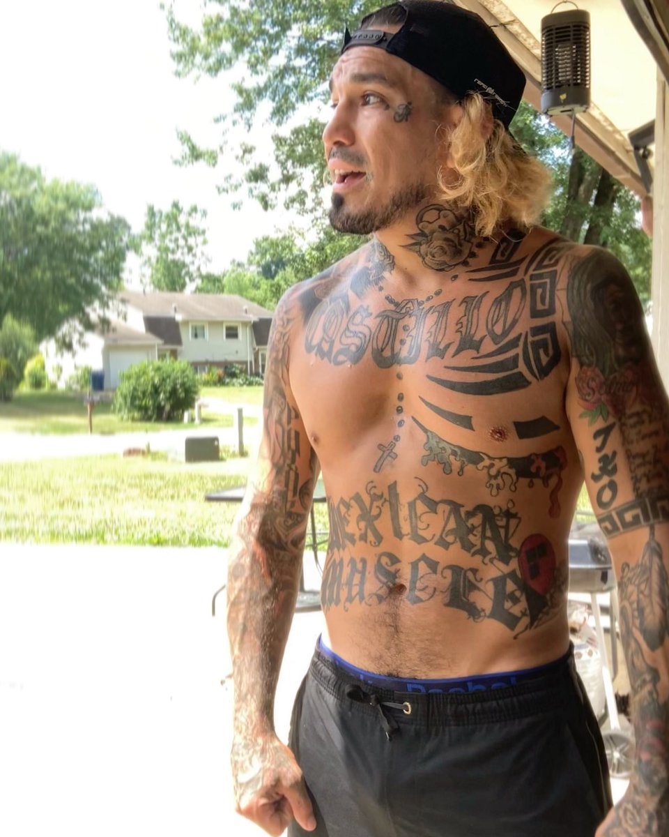 _MexicanMuscle's tweet image. For a decade I’ve never let myself wake up the same as I went to sleep the nite before. Everyone’s timings different. Vamos… 🧠 

1% #smallwórk #tightcircles #vamos 

We.. are.. #TeamCastilloJr #MexicanMuscle 
🇲🇽MFT™️ NCMGT™️🇺🇸