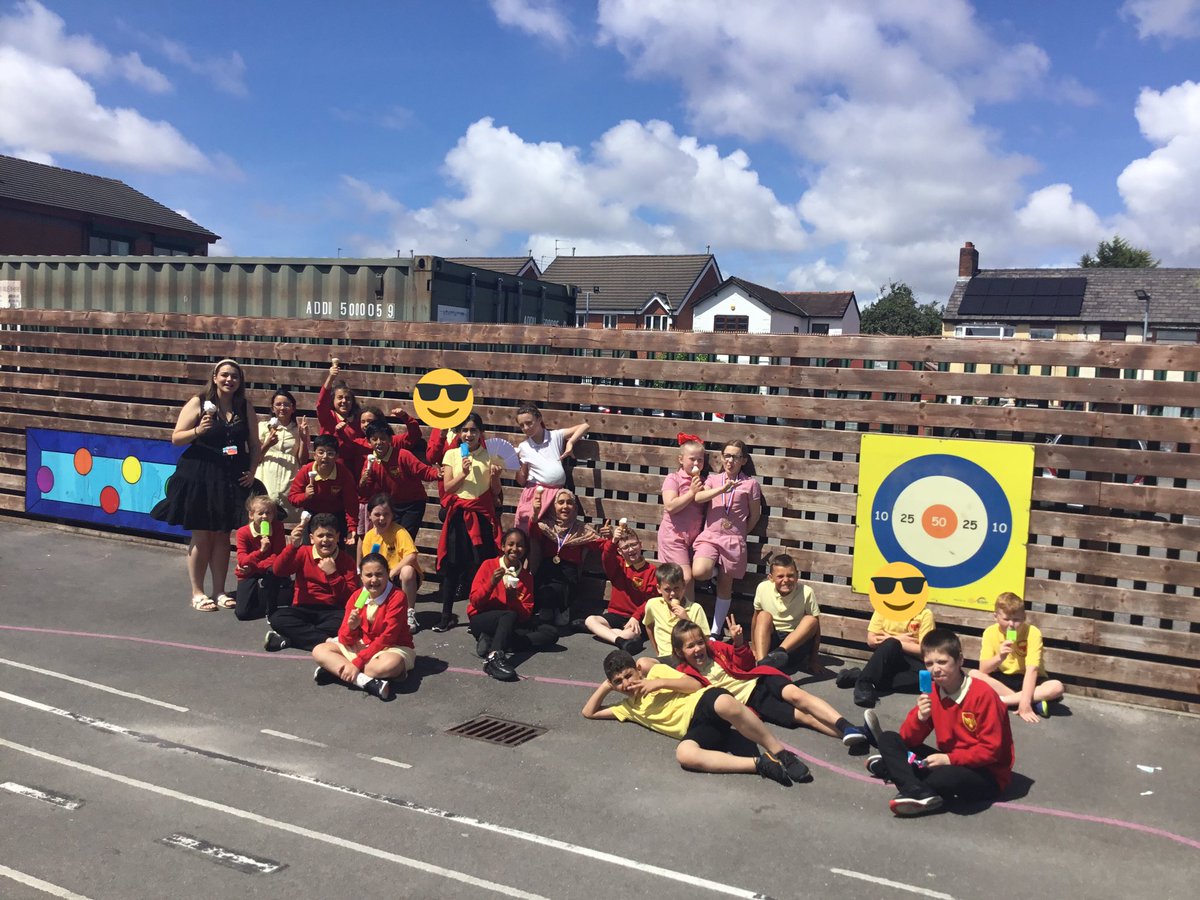 Year Five Phoenix Primary tweet media