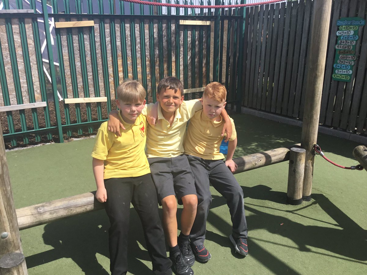 Year Five Phoenix Primary tweet media