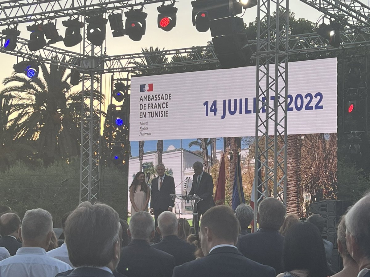 SamiTriki_'s tweet photo. Une très belle soirée du #14Juillet2022 à l’ambassade de France en Tunisie et une amitié durable entre la Tunisie et la France @FranceTn. https://t.co/Hn5izeK4IP
