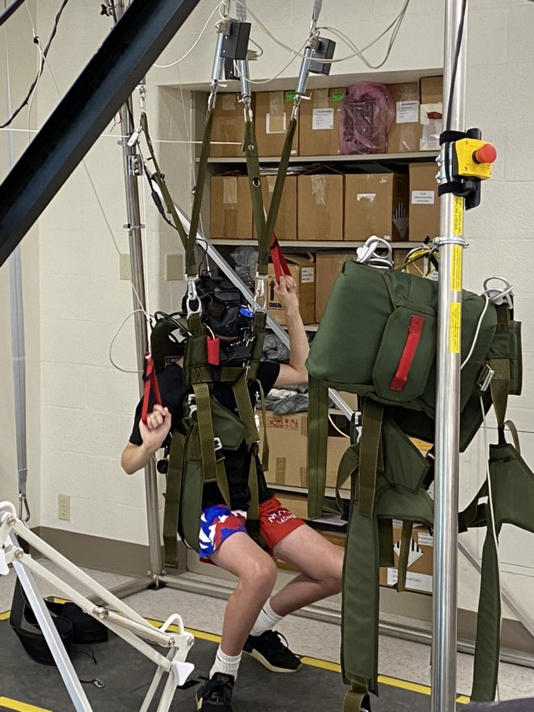 DEVCOM_SC's tweet photo. This morning, we had the honor of hosting the Cadets of the @NATICKPOLICE Youth Academy to show them the #ScienceBehindTheSoldier #SoldierCenterSTEM #STEM #community #TeamDEVCOM #ForgeTheFuture https://t.co/LGEJ65QwLt