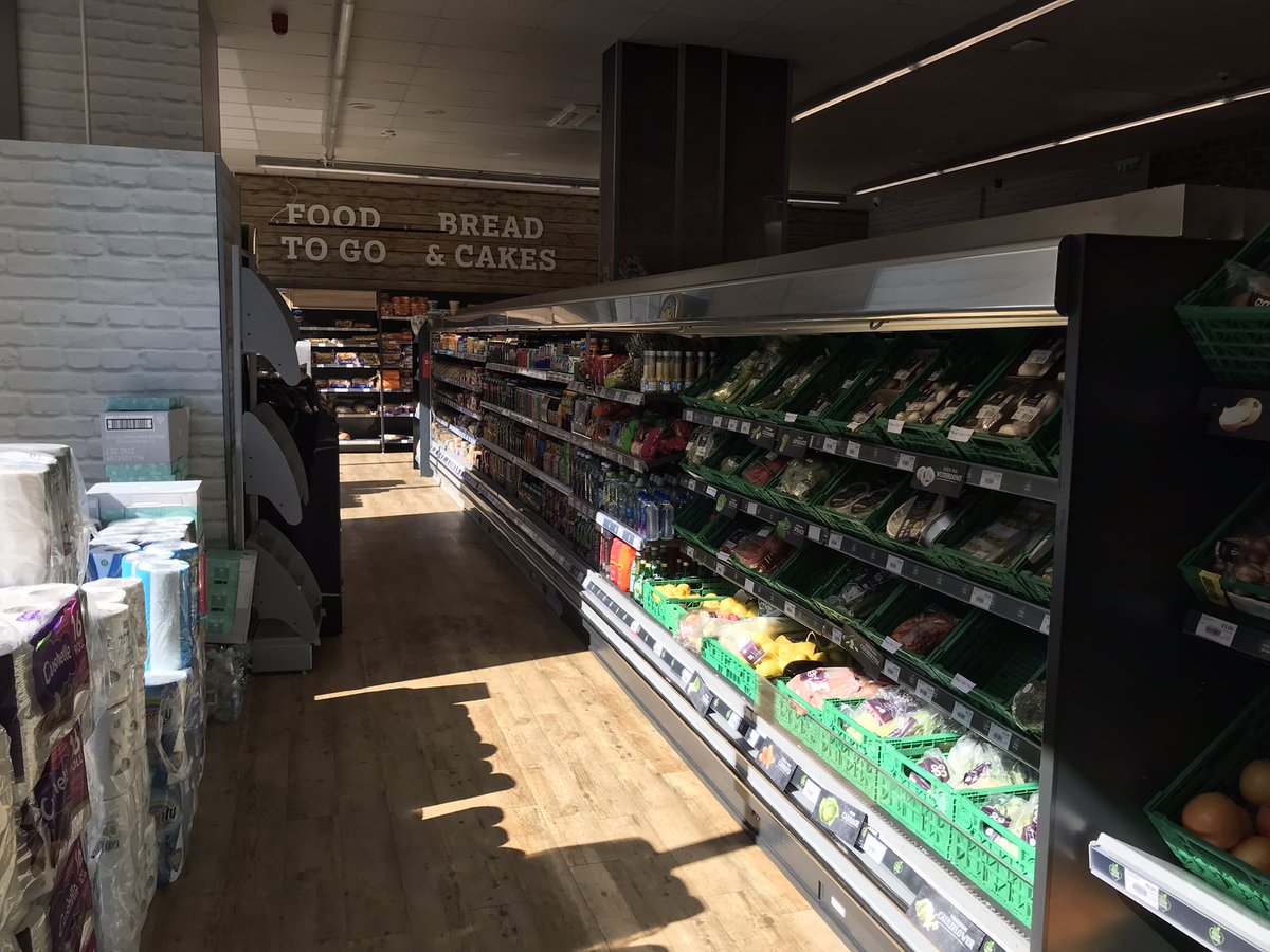 Derek Saunders tweet media