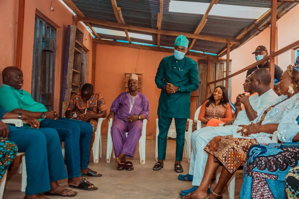 olamidesaphyr's tweet photo. Consultation still ongoing. It’s our time to take the lead. #Expysaphyr2023 #YouthLoKan #SoroSokeGeneration https://t.co/blzWIMB1MG