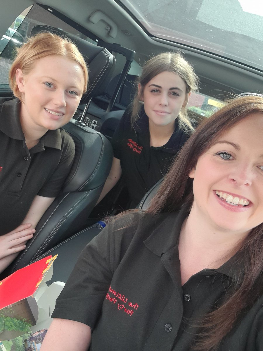 ultimatepartypeople tweet media