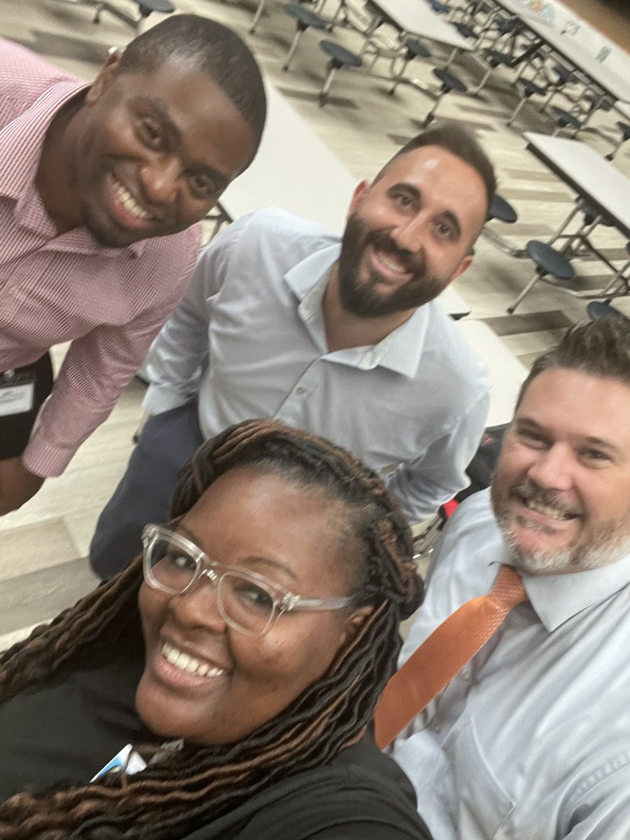 Stephanie Marshall tweet media