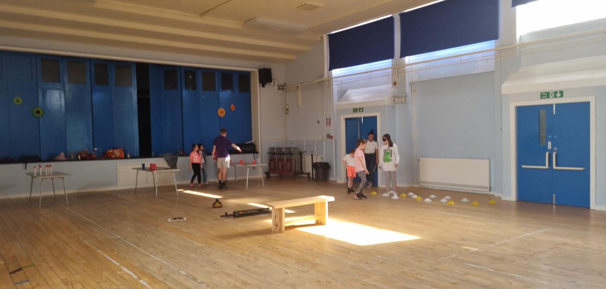 Leeanneysortit's tweet photo. The cube at #faifleyyouthclub  @ysortit https://t.co/18REDcuDEO