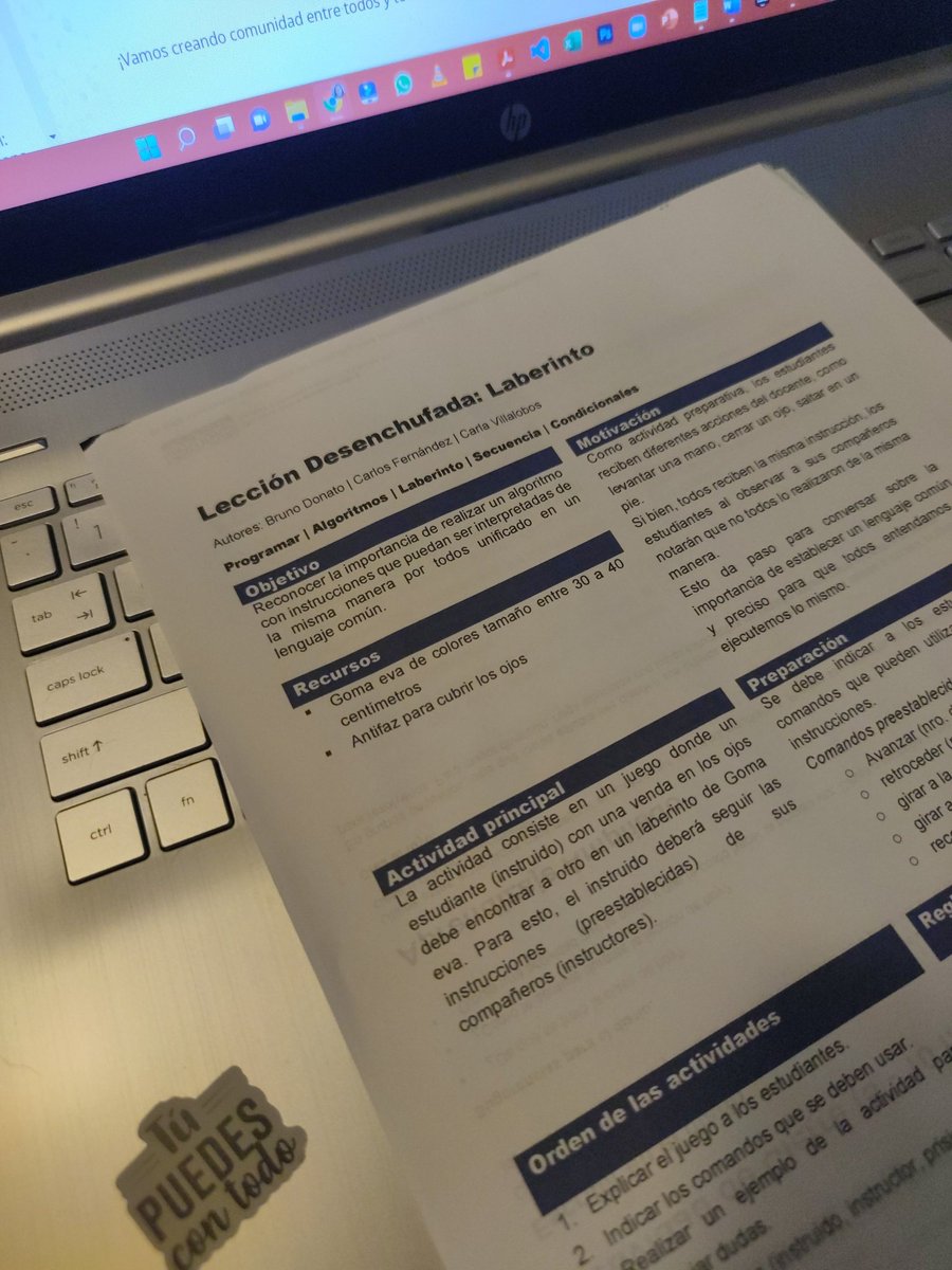 cvvaldebenito's tweet photo. #bitacoraideodigital trabajando con mi grupo en creación de lecciones desenchufadas!!! https://t.co/ZHRcljCkzk