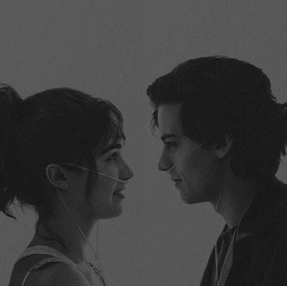 ماذا لو لا يمنعني شيئا من اعترافي لك بكل شيء!