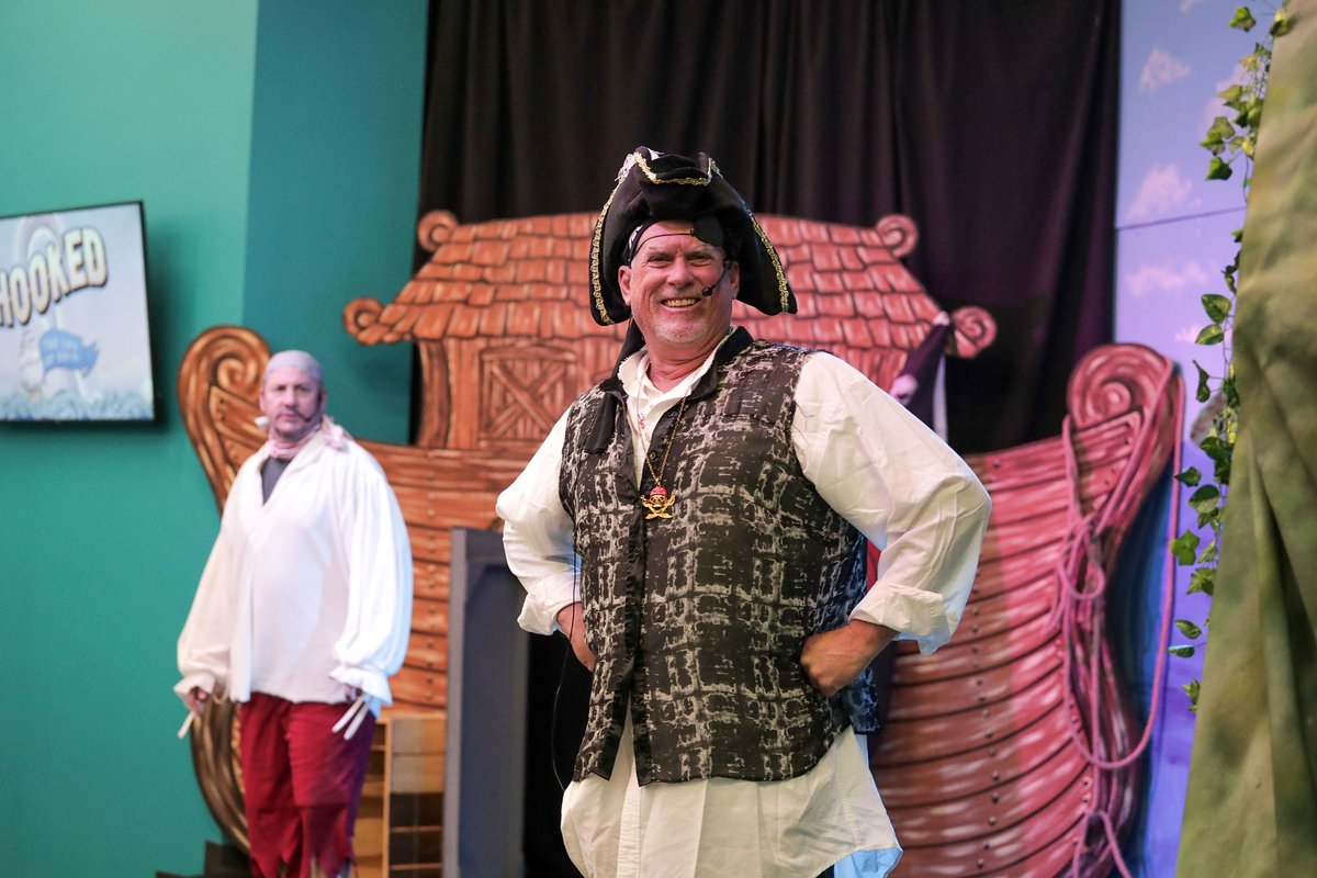 5PointChurch's tweet photo. 🪝KidPoint, is having a blast in their latest series titled, 'Hooked' 🪝🪝 From pirates to ships to walking the plank, it's no doubt they have #thebesthour every Sunday! ✝️
Hooked is a series about the Life of David. 😁
Get your kiddos here this Sunday to KidPoint at 5 Point https://t.co/6qhZ2itDOG