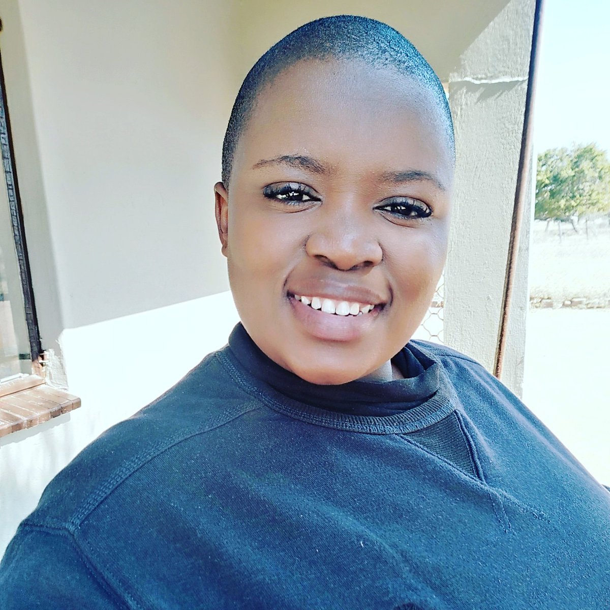 ShubaneDineo's tweet photo. iba mhle! ❤️
#funani
#Blaqdiamond https://t.co/SVrlmDulbN