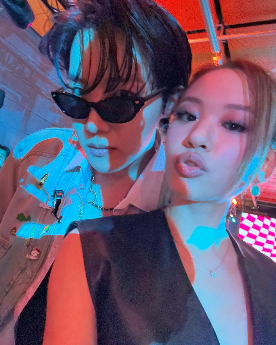 📷| تحديث Lil Cherry عبر حسابها الشخصي بإنستقرام رِفقة هوسوك.

listen to #jhope_MORE by <a href="/BTS_twt/">방탄소년단</a>'s #JHOPE on Spotify !