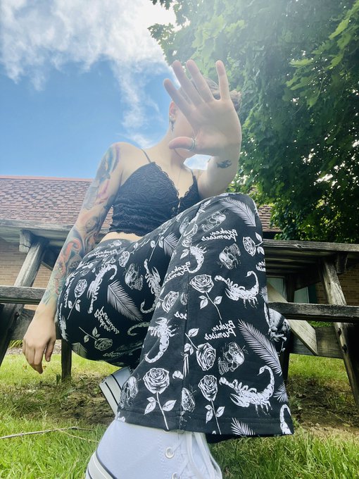 season 24, episode 1 https://t.co/9c5rDB5XXb<a href="/tag/twitchcon2022"class="tags"><span>#twitchcon2022</span></a>