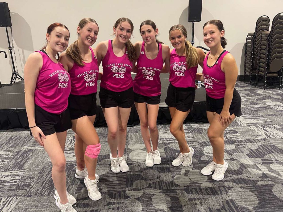 wlcpoms's tweet photo. We had an incredible time at camp with Dance Team Union!! Thank you to all the staff for their amazing help, we are so excited for this season 🥳 https://t.co/9vkTZaxtAq