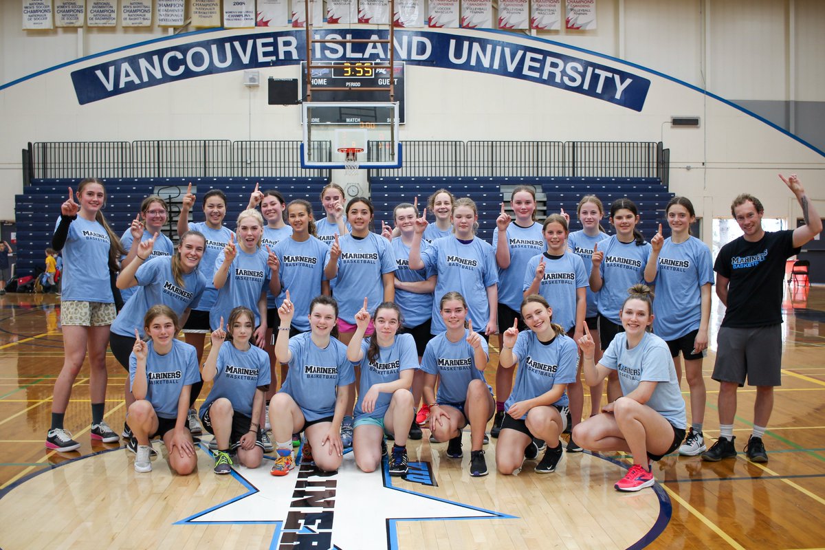 Tons of fun at our Mariners in Training Jr. &amp; Sr. girls basketball camps! Big thank-yous to <a href="/sd68hoops/">Tony Bryce VIUwbb</a> <a href="/LukeLholmes/">Luke Holmes</a> and our WBB team for sharing their skills and knowledge with these outstanding young athletes! 
Info on upcoming VIU sport camps: mariners.viu.ca/Rec/mariners-i… #Nanaimo