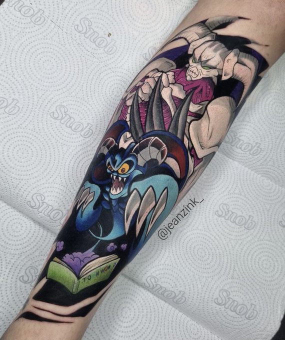 Ontem rolou essa tattoo maravilhosaaaaa na minha canela pelo @MJeanMT !!  S&eacute;rio! Olha isso!!! Eu fico<a href="/tag/yugioh"class="tags"><span>#yugioh</span></a>