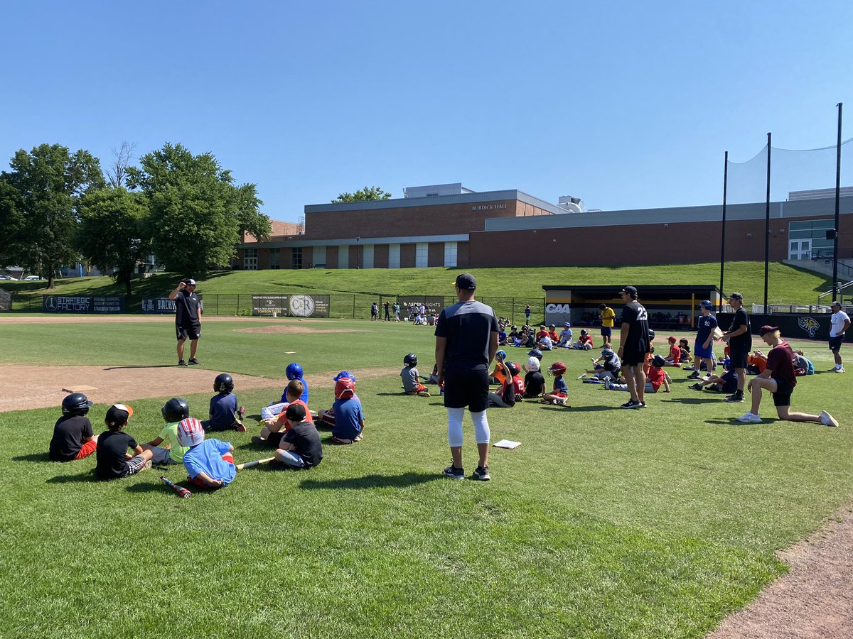 Towson Baseball tweet media