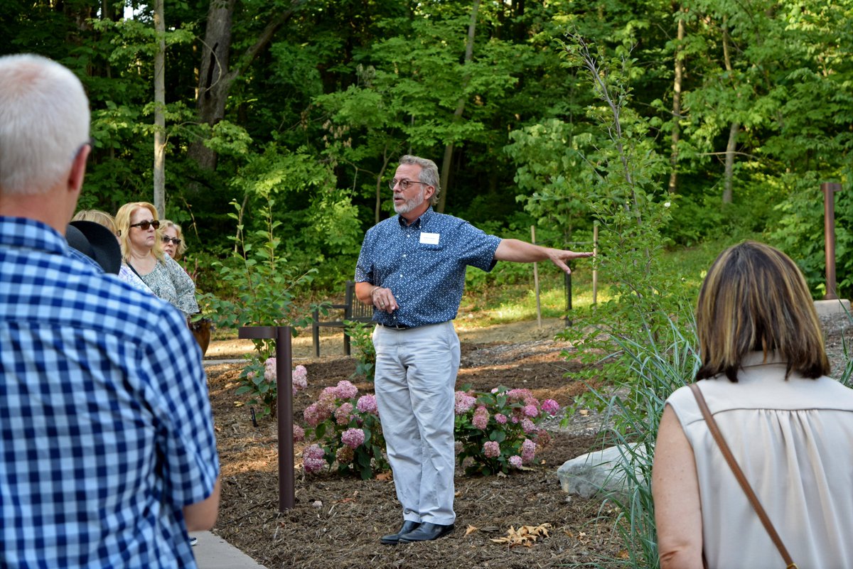 Last night's Dine &amp; Discover was amazing ✨ thank you to all the members who came out and learned about summer-blooming plants and the versatility of plants that grow in our region!

#pittsburghbotanicgarden #botany #gardentour #summerblooms
