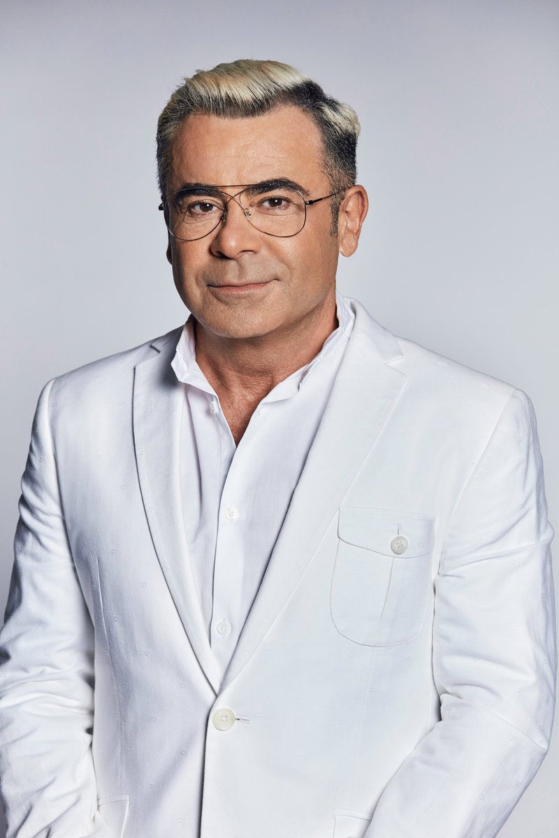 RafaelGLAF5's tweet photo. ¿Quién te gusta más como presentador para la gala?
RT- Carlos Sobera
MG- Jorge Javier
#SVGala13 https://t.co/1DCWH7EhPB