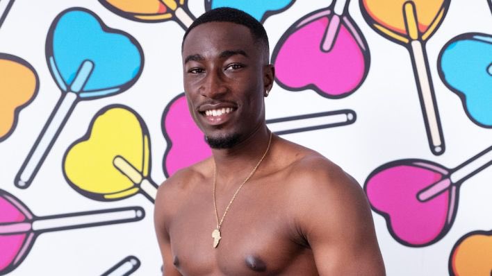 hcmo20's tweet image. think we al forget he was sitting there and coco was going home #LoveIsland