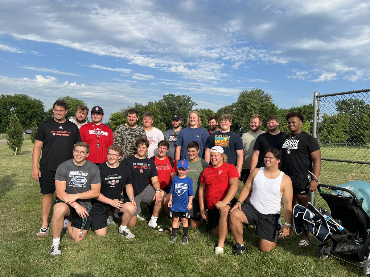 Bubba is the luckiest little boy. Tonight he had his 21 older brothers come support him at his T-Ball game. I love this Hippo Family. A very special group of young men. #HippoUp