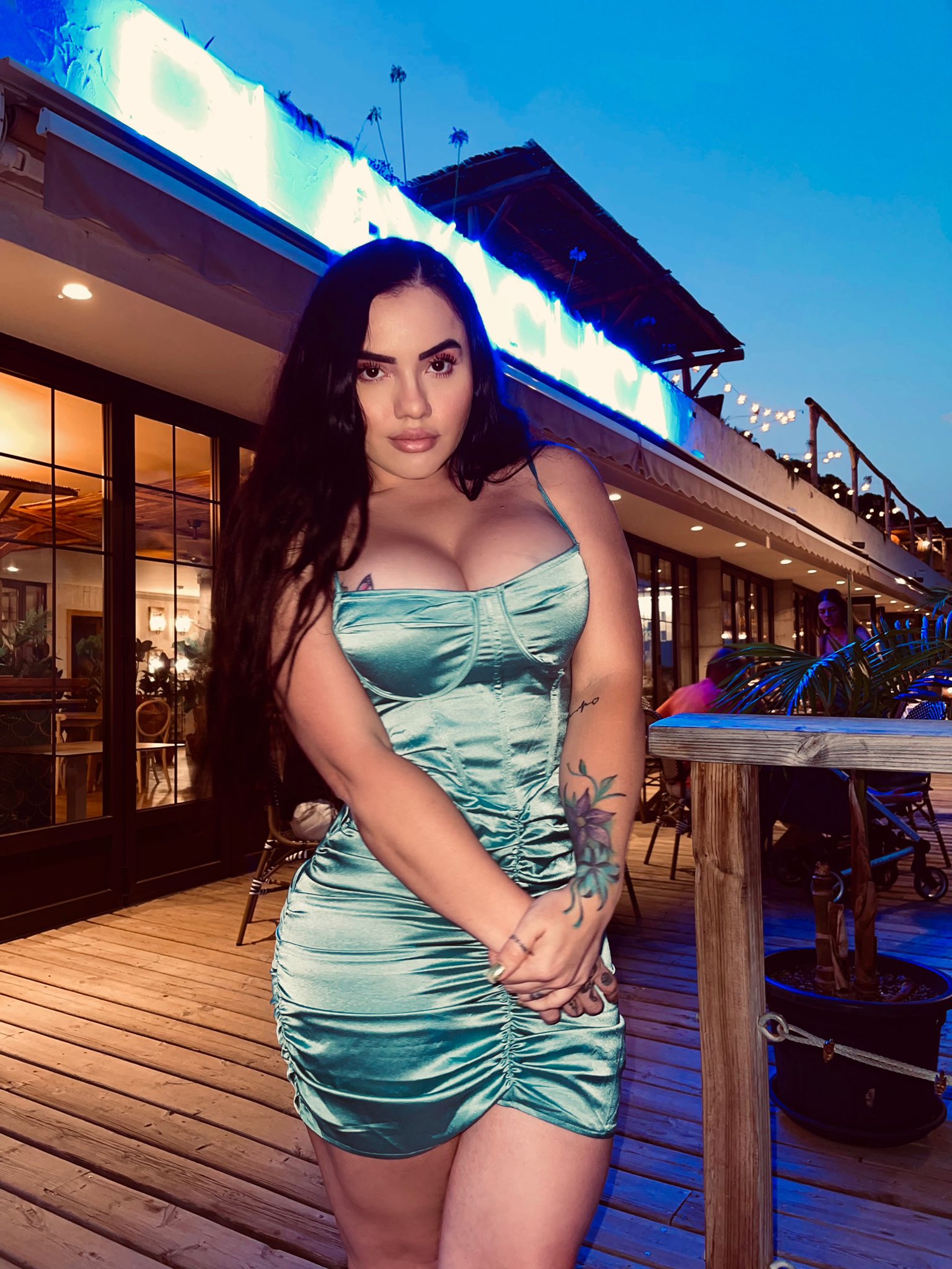 TW Pornstars - 1 pic. MARIA JOSE LOPEZ MALO. Twitter. Buenas noches 🌙😘