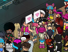 Evas_hb's tweet image. Que noite maravigold ❤️ #FarofaDaHC #habbletcreate #habblet