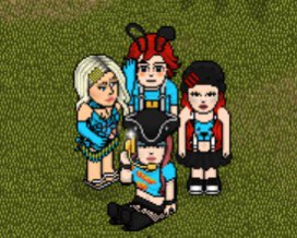 Evas_hb's tweet image. Que noite maravigold ❤️ #FarofaDaHC #habbletcreate #habblet