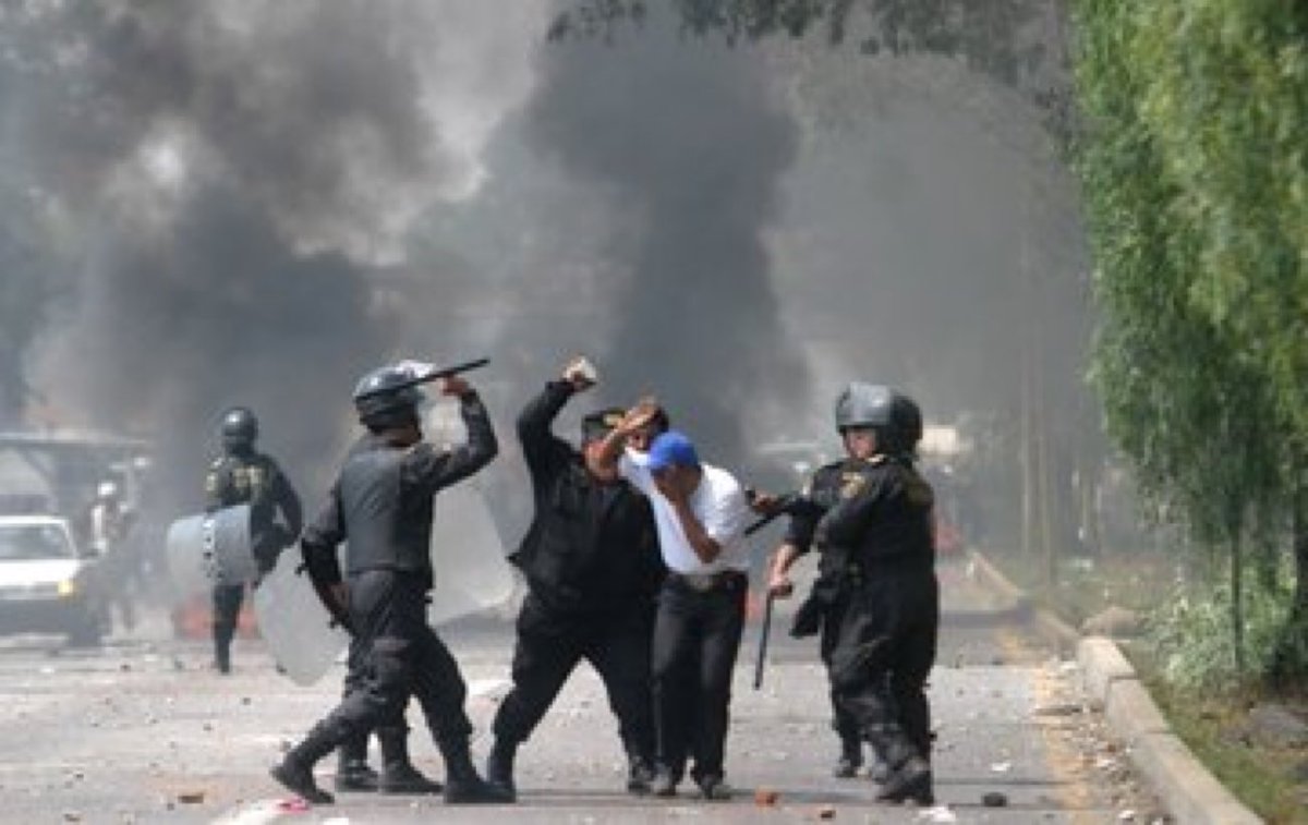 epigmenioibarra's tweet photo. Porque algunos no lo vivieron, porque otros lo han olvidado.
Cada noche recordamos: lo que hicieron con el país, los crímenes de Estado, la escalada de violencia, la corrupción, el saqueo...
Porque no podemos permitir que vuelvan
PaseDeLista 9pm
Ejercicio de memoria colectiva https://t.co/ogYgi3qpaa