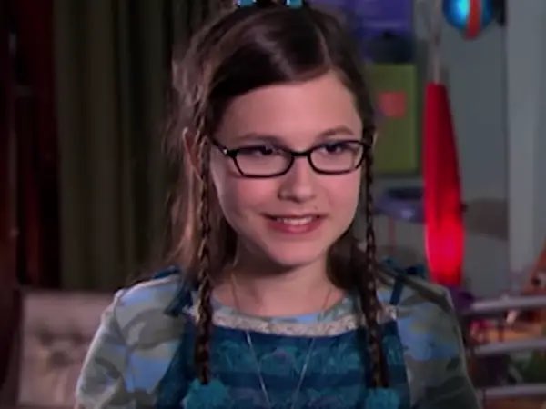 creaky_bonez's tweet photo. everything this girl did on zoey 101 went directly against God https://t.co/6yExHavL3H