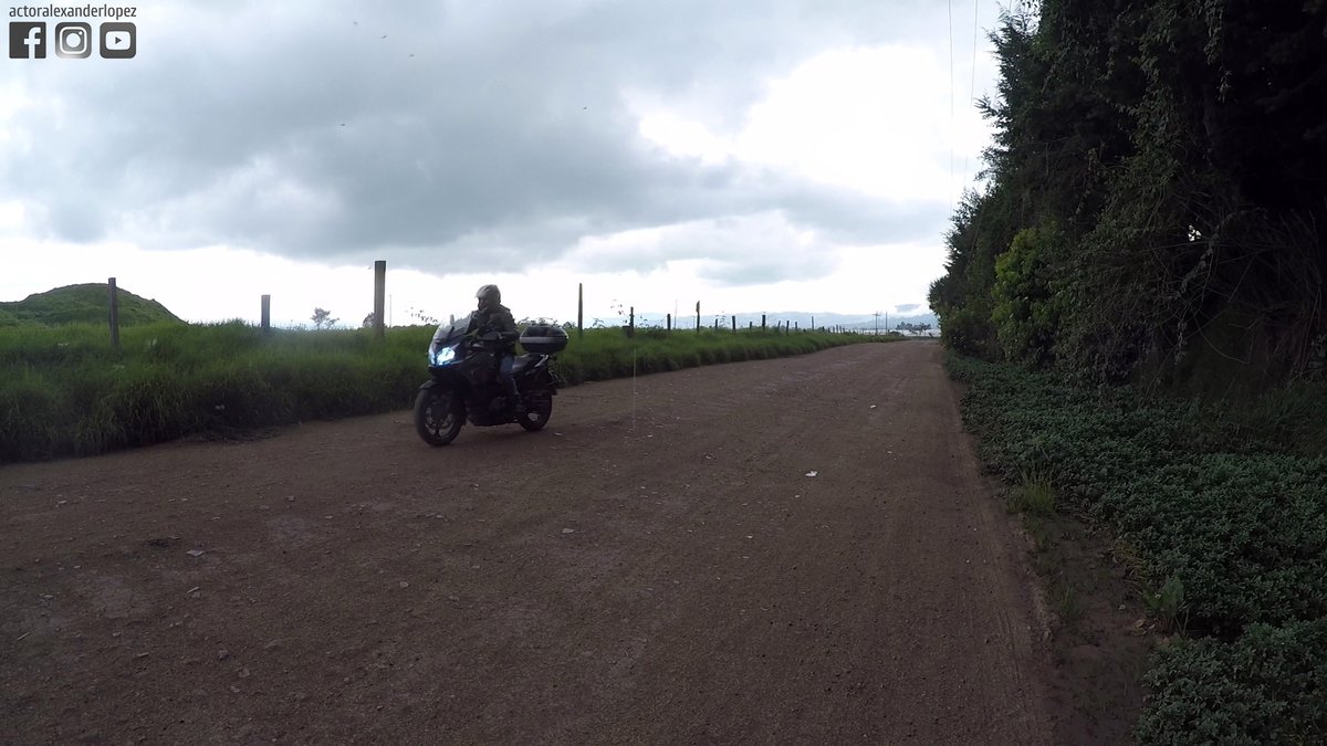 EmpaquePues's tweet image. Primeras rutas por Cundinamarca - Colombia 🇨🇴 🛵🥶
•
• youtube.com/channel/UCLBvx…
•
#EmpaquePues #Cundinamarca #Tenjo #Subachoque #SanFrancisco #Tabio #Cajica #Pacho #Supata #vueltaalmundoenmoto #motocicleta #paisajes #nature  #naturaleza #ViajandoxColombia