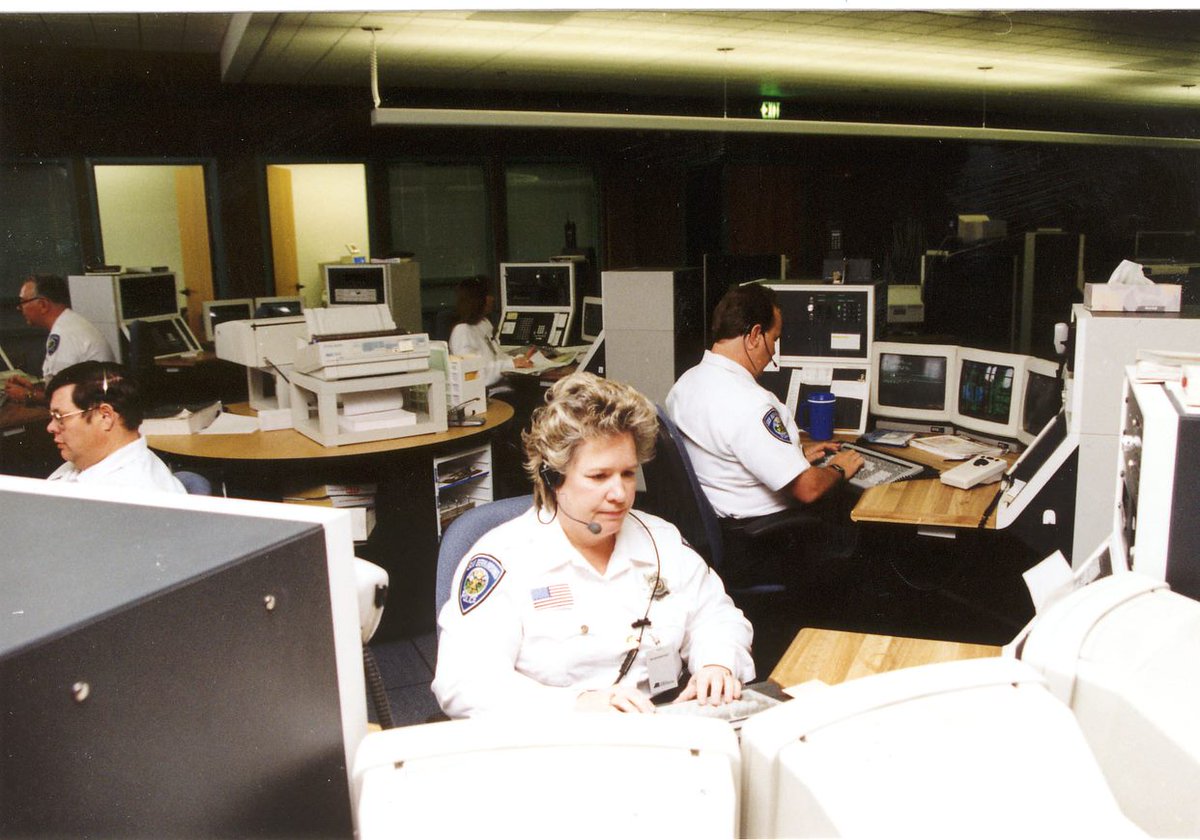 SanBernardinoPD's tweet photo. #FlashbackFriday to our team of dedicated dispatchers. We are currently hiring dispatchers so apply today at https://t.co/VuSDtB75hr
The application deadline is July 24th so get those applications in today.
#FBF #Dispatch #ExcitingWork #OldPhoto #ApplyToday #WeAreHiring https://t.co/dIlmLWsDSo