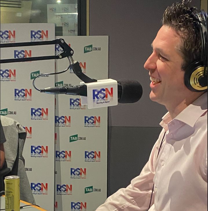 RSNBreakfast's tweet photo. ONE MORE TIME WITH FEELING ..

@Quinny_1 joins us for the final time. What a legend. Good luck for the future, Quinny. Your hair today fittingly magnificent.
#fridayform https://t.co/7VjLaMwQrM