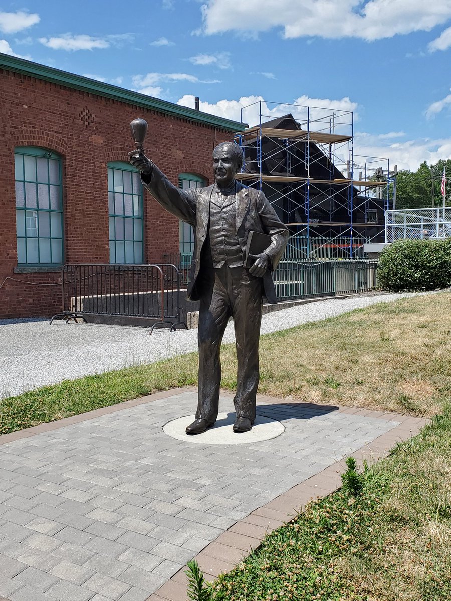 MrsLevin49's tweet image. Couldn't help but think of you @MrsHaudenschild &amp;amp; our AP kids while visiting @ThomasEdisonNHP today!  His chemistry lab was a sight to see!  Wish it was closer to us, what an awesome field trip it would make!