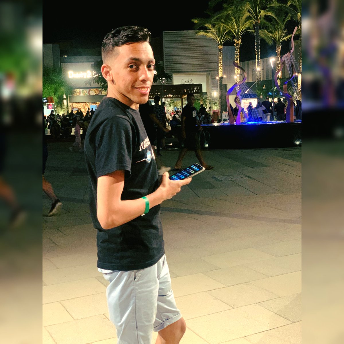 MoHKh95's tweet photo. #NewProfilePic https://t.co/DsAueWa7T4
