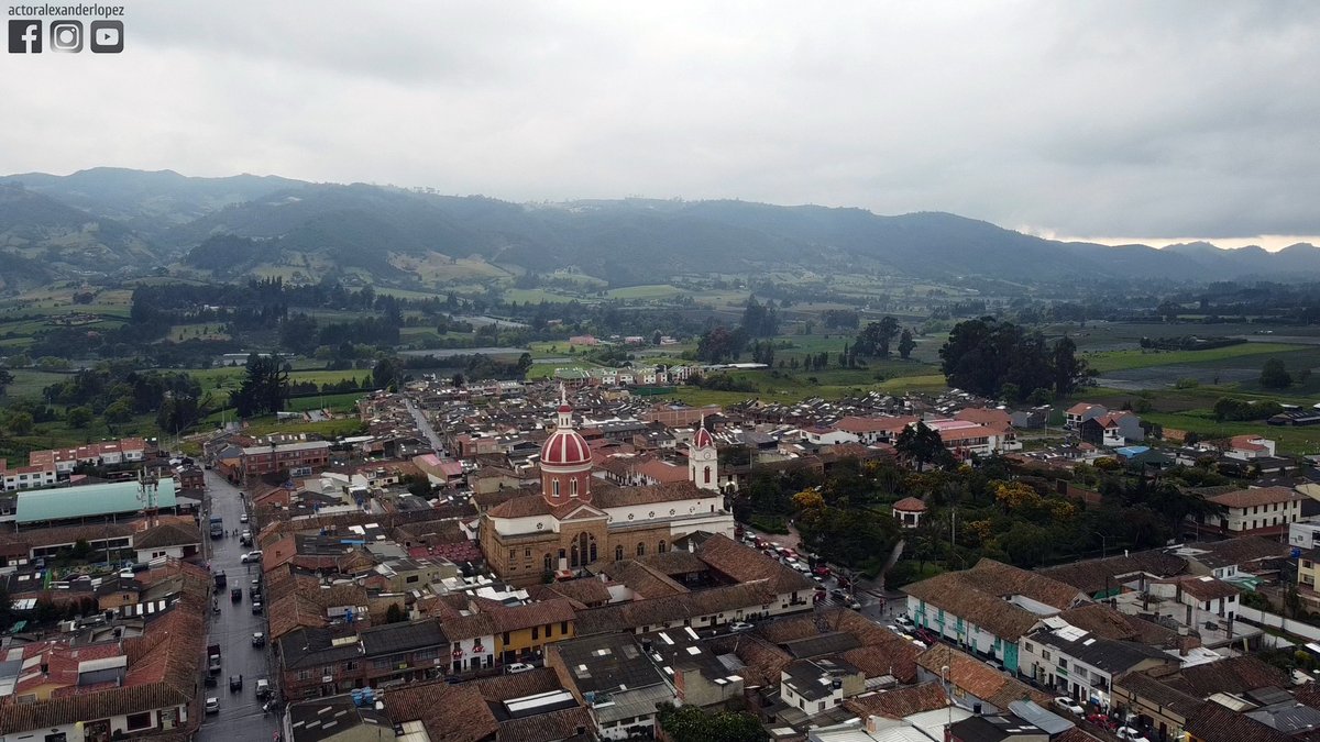 EmpaquePues's tweet image. Primeras rutas por Cundinamarca - Colombia 🇨🇴 🛵🥶
•
• youtube.com/channel/UCLBvx…
•
#EmpaquePues #Cundinamarca #Tenjo #Subachoque #SanFrancisco #Tabio #Cajica #Pacho #Supata #vueltaalmundoenmoto #motocicleta #paisajes #nature  #naturaleza #ViajandoxColombia
