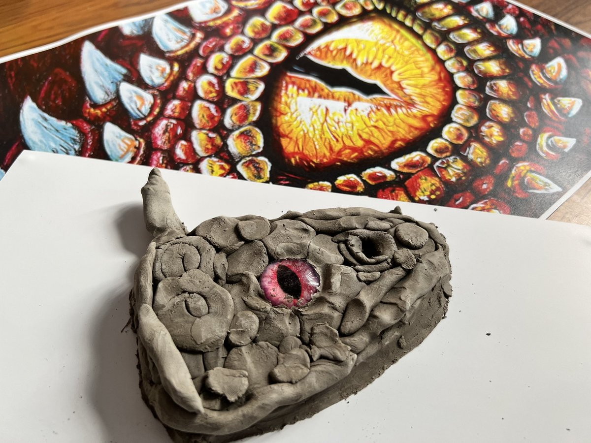 Wheeler_PS's tweet photo. 4R have been busy making clay dragon eyes this week, inspired by the work of Aaron Spong #wheelerart #charliecreativity https://t.co/JHwwuQs4He
