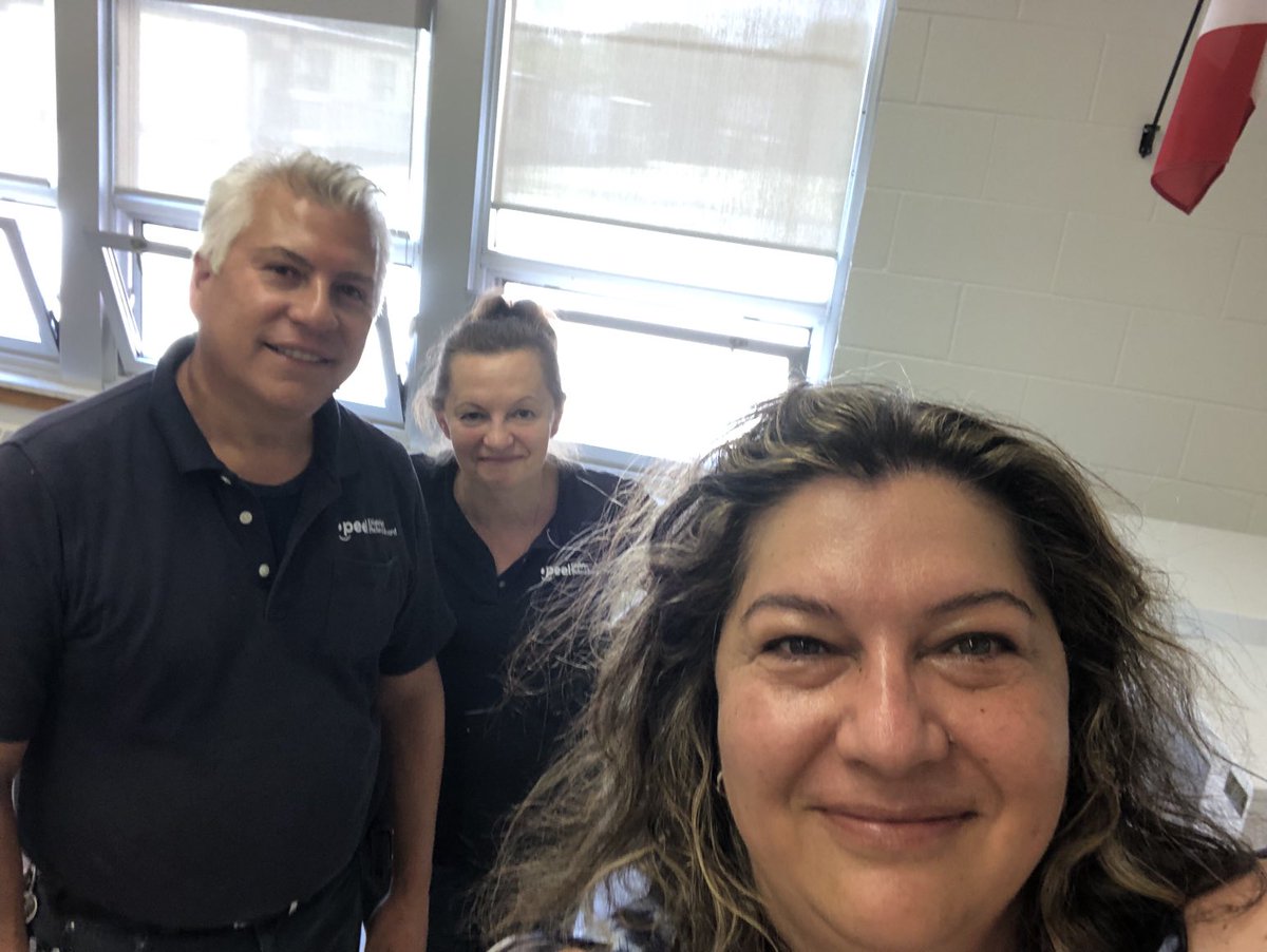 Stopped by Ellengale during my final tour to see our hard working custodial staff Uriel and Bozena. ⁦<a href="/FacilitiesPDSB/">Facilities and Maintenance at PDSB</a>⁩ ⁦<a href="/CUPE2544/">Cupe2544</a>⁩