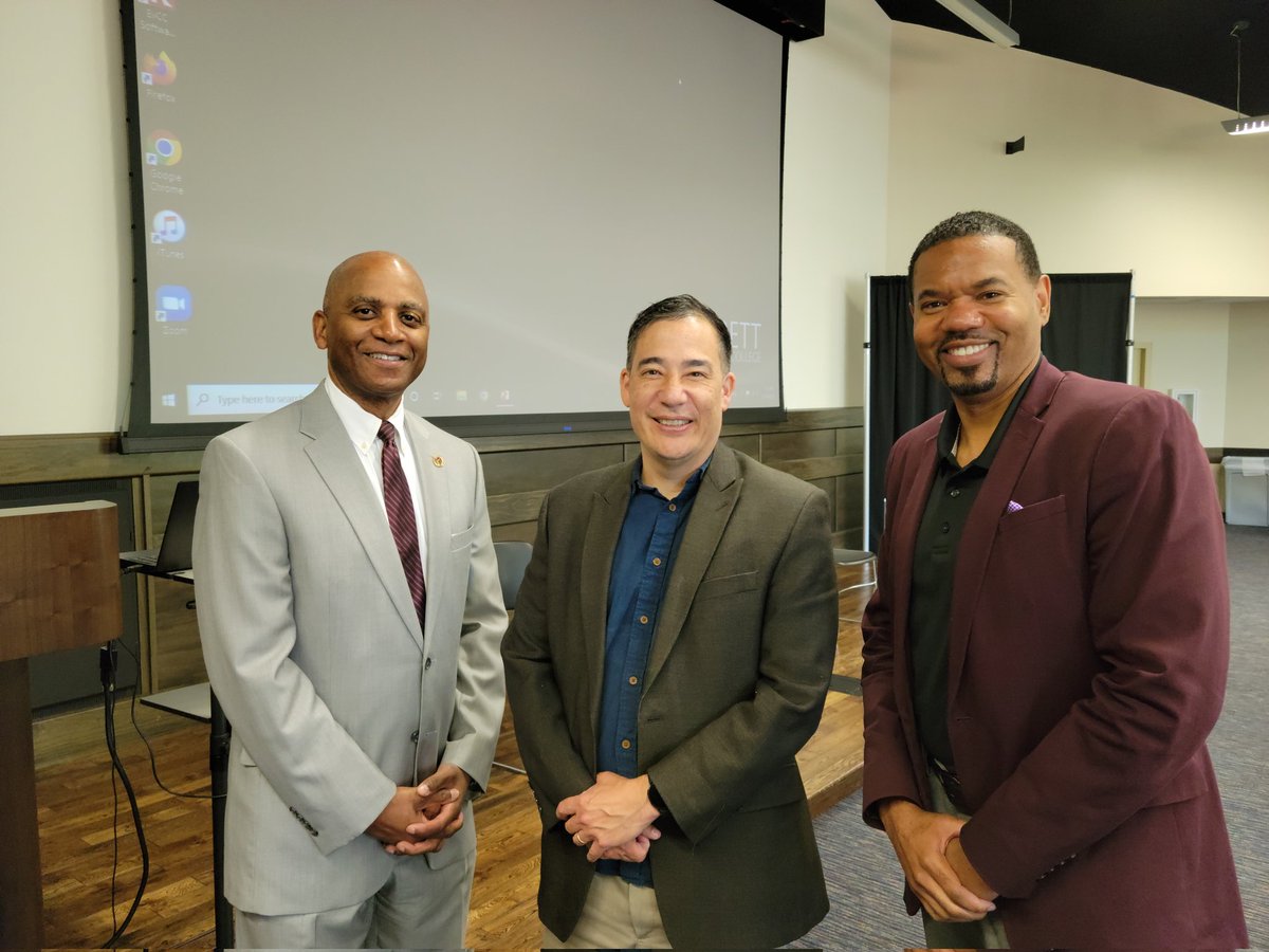 We appreciate Secretary of State, Steve Hobbs, <a href="/electhobbs/">Steve Hobbs</a>, <a href="/WSUEverett/">WSU Everett</a>, Chancellor, Dr. Paul Pitre <a href="/ChancellorPitre/">Paul Pitre</a>, for joining us at <a href="/EverettCC/">Everett CC</a> at the #cybersecurity summit.