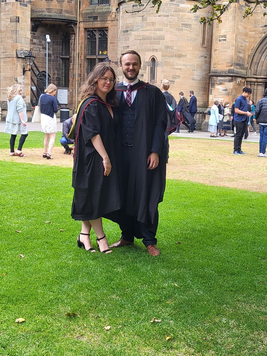 EU4Scotia's tweet photo. An extremley busy few weeks (mind my absence). My family have been celebrating a very proud and busy few weeks- my/our chikdren... #Scotland #GSA #GlasgowSchoolofArt @RobertGordonUni @QMUniversity @dundeeuni 
Very proud parents and step parents of: https://t.co/5UWYijgtWU