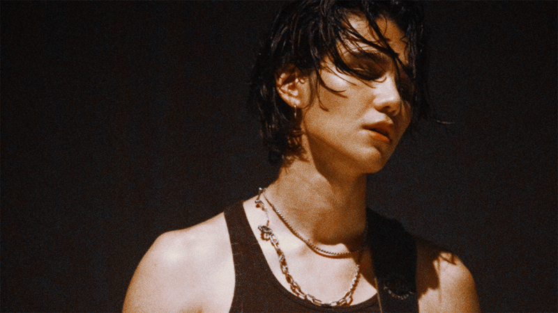 ⠀⠀𝚝𝚑𝚎𝚛𝚎'𝚜 𝚊  𝐒 𝐓 𝐀 𝐑 𝐌 𝐀 𝐍  
⠀⠀𝚠𝚊𝚒𝚝𝚒𝚗𝚐 𝚒𝚗 𝚝𝚑𝚎 𝚜𝚔𝚢.