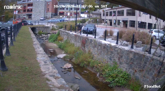 umbc_floodbot's tweet photo. Current Temp at Hamilton Str. Prkng Lot D on 07/14/2022, 18:00 is: 86.91. It feels like 88.22. Raining Probability 0.0. Rain Intensity : 0.0 The day is Clear #EllicottCity,#Flood,#Flashflood,#Floodbot,#AIConverse #UMBC Prototype/NSF GR#1640625 https://t.co/jT9p2AxjWe