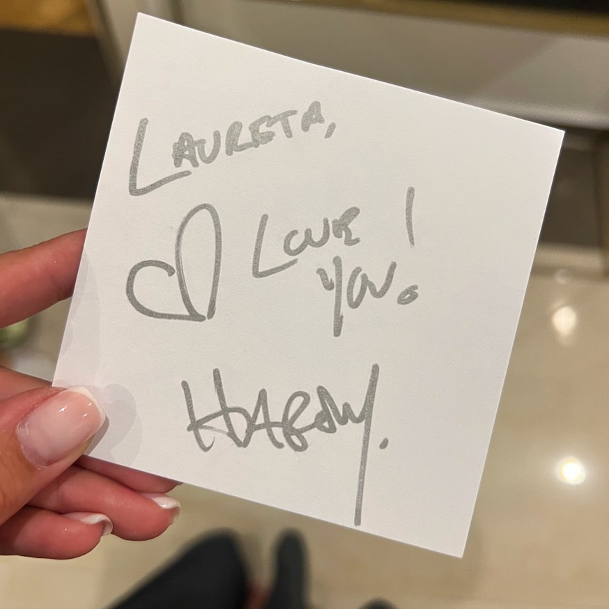 hsdaily's tweet photo. Harry's autograph for a fan today in Prague - (via lauris_vavrova) https://t.co/CEAkOq0UrW