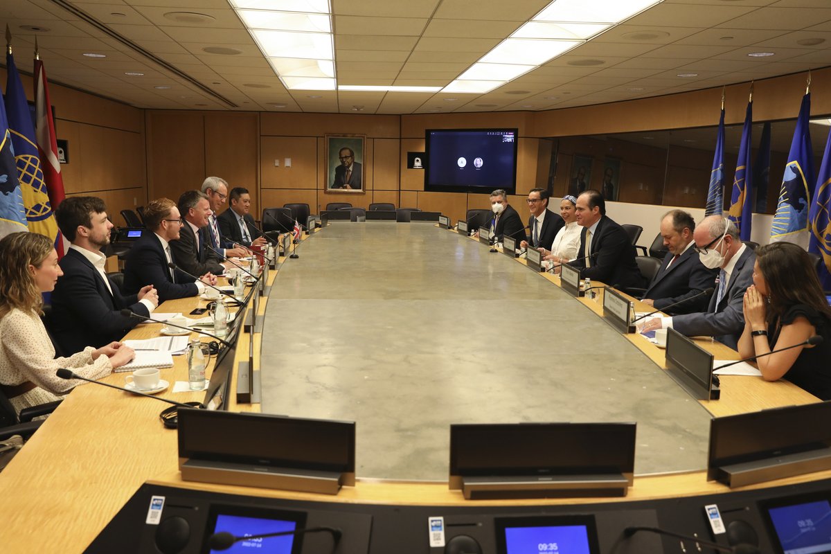 The #UK has been a key partner in our efforts to promote nature-positive investments across development banks. Pres. Claver-Carone met w/ <a href="/DefraGovUK/">Defra UK</a>’s Min. For Nature &amp; Biosecurity <a href="/RichardHRBenyon/">Richard Benyon</a> to showcase our progress &amp; discuss how to strengthen our #Biodiversity agenda.