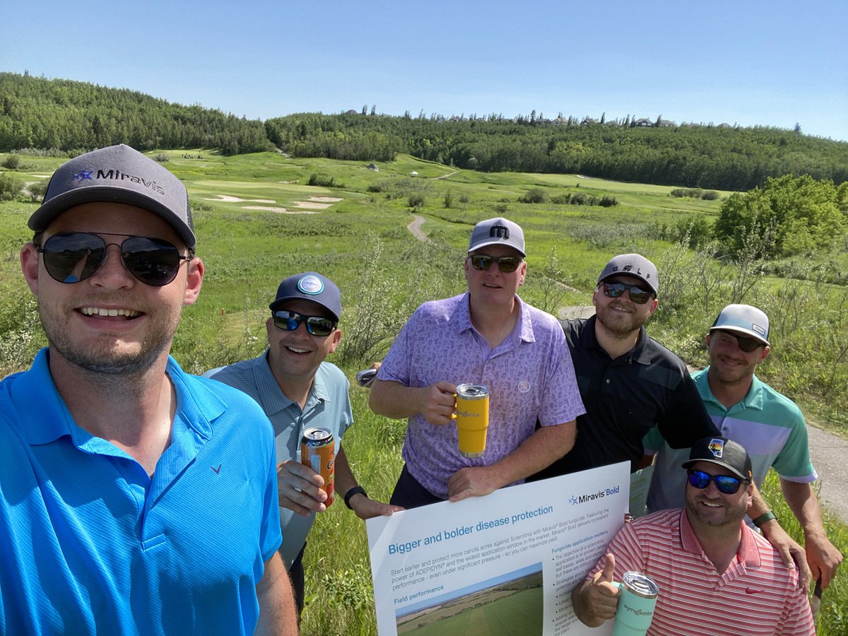 Great day with awesome customers!#MiravisOpen #MiravisBold #SimplyPowerful #FieldPerformance <a href="/syngentacanada/">Syngenta Canada</a>