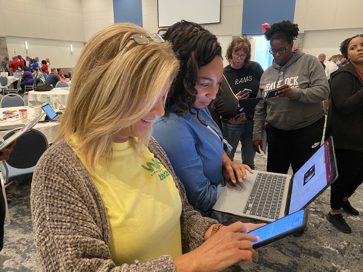 Welcome Ms. Frazier @WJG2022 Ms. Frazier will be part of the administrative team this year at WJG. She is doing her Principal Fellowship with the Gators until December! We are glad to have her in the Gator Family!!! Welcome to “Gatorland”   Ms. Frazier!!!🐊❤️🐊❤️