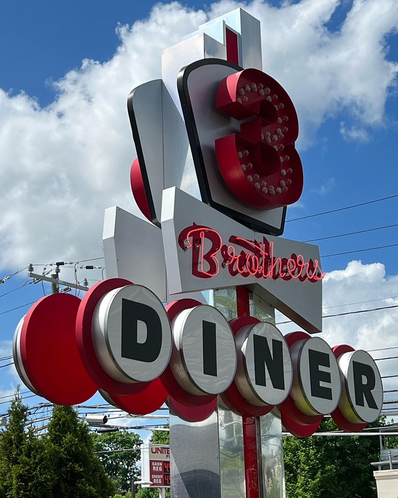 DinerDay's tweet photo. Three Brothers Diner 📍
242 White Street
Danbury CT

Three Brothers Diner, at 242 White Street in Danbury, Connecticut, is a 1990 DeRaffele model diner with a red-trim stainless steel exterior https://t.co/ma6Wq3mO6c